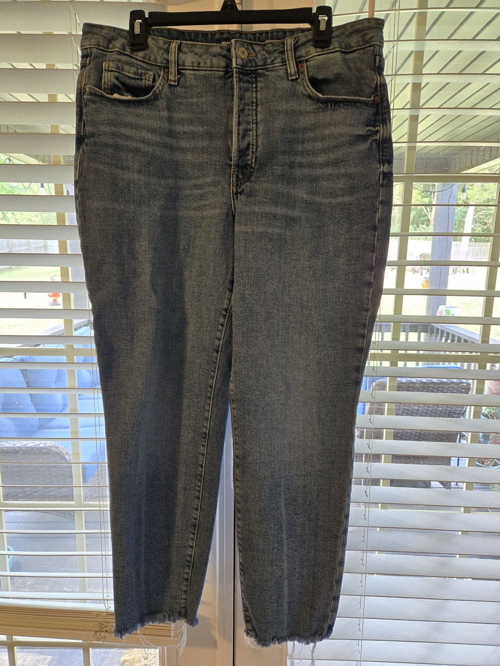 Old Navy High-Rise OG Straight Button Fly Jeans With Frayed Hem Sz 14